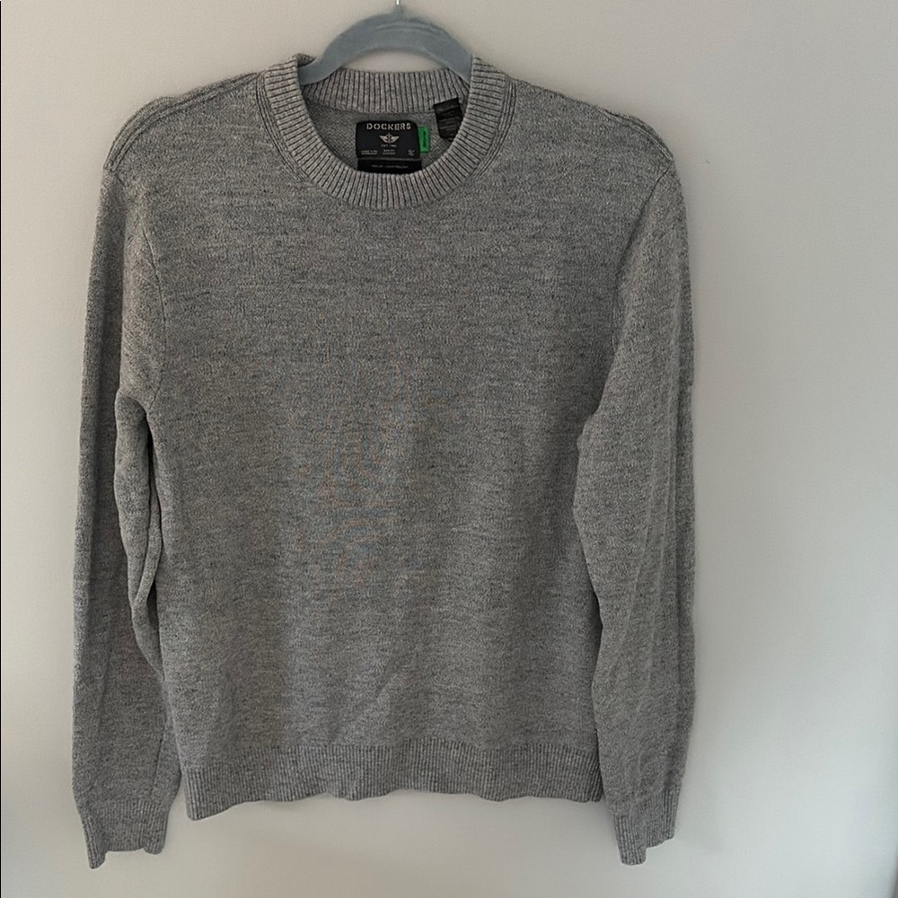Dockers Men's Classic Gray Crewneck Sweater